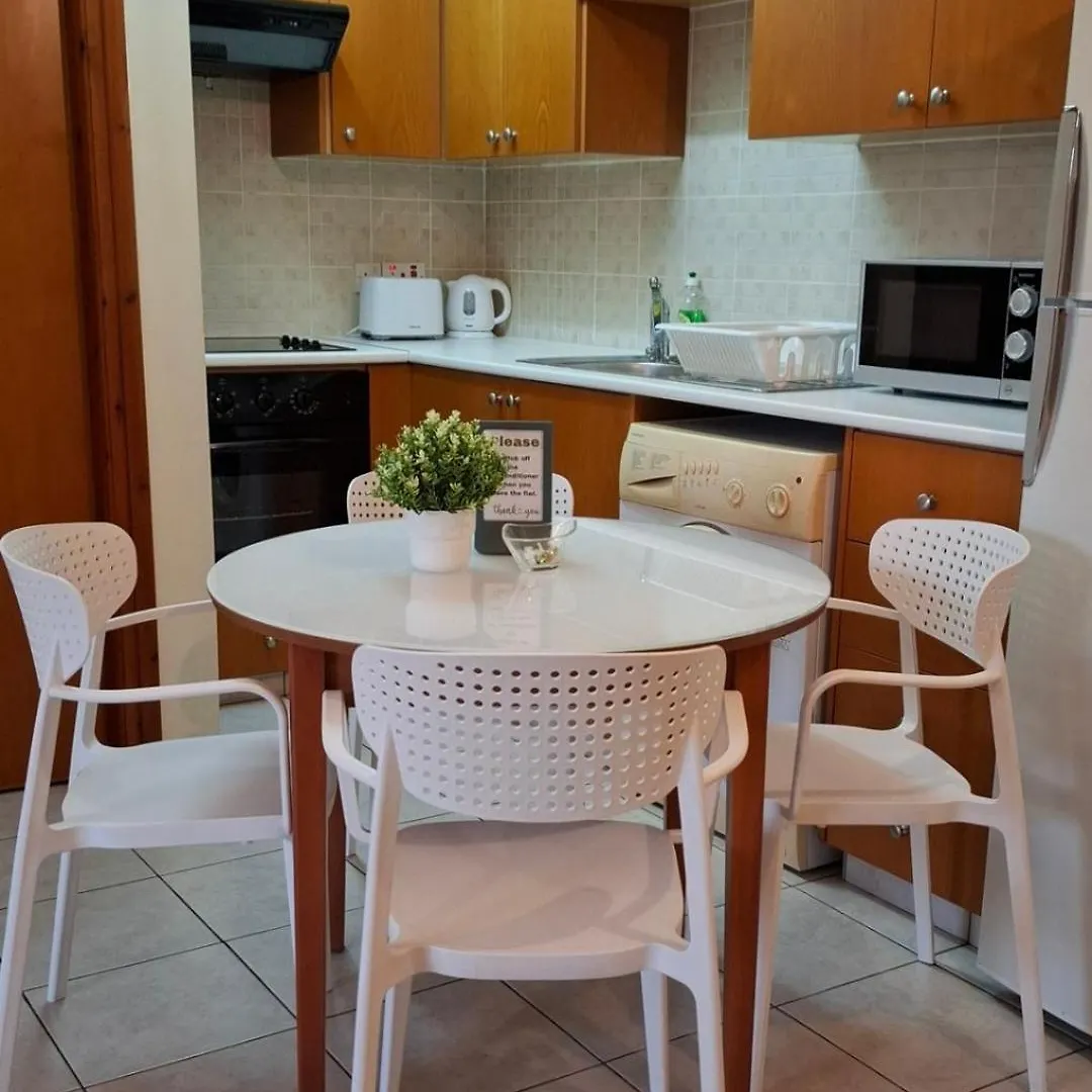 By The Way Apartment 1 Larnaca Cyprus