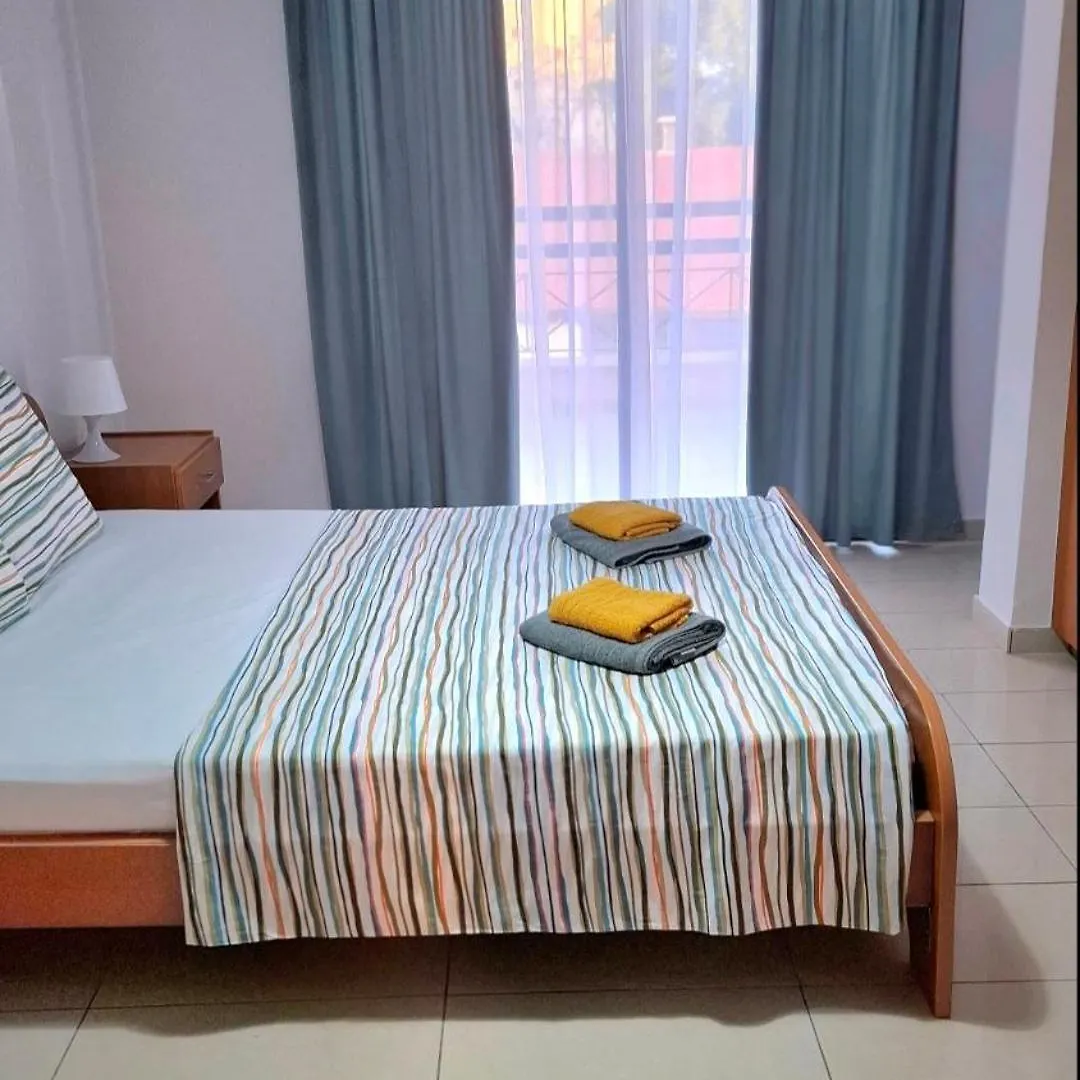 By The Way Apartment 1 Larnaca