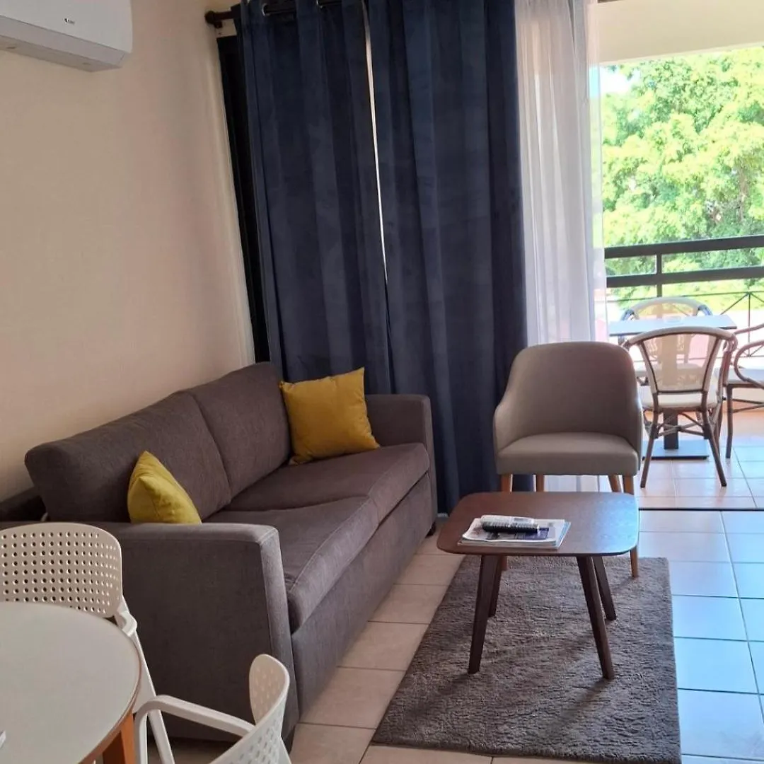 By The Way Apartment 1 Larnaka