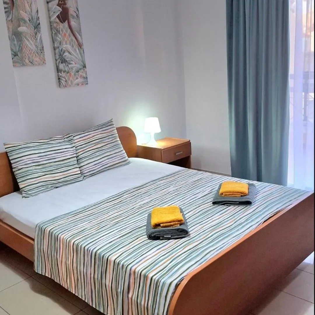 By The Way Apartment 1 Larnaca